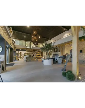 Showroom