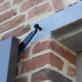 KempiQ Uniek Luikbeslag LINKS zwart metaal voor montage in hardsteen