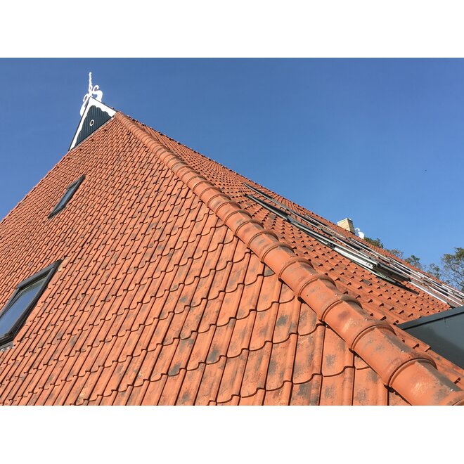 Wienerberger Keramische dakpan Wienerberger OH Klassiek vieilli rood gesmoord per pallet