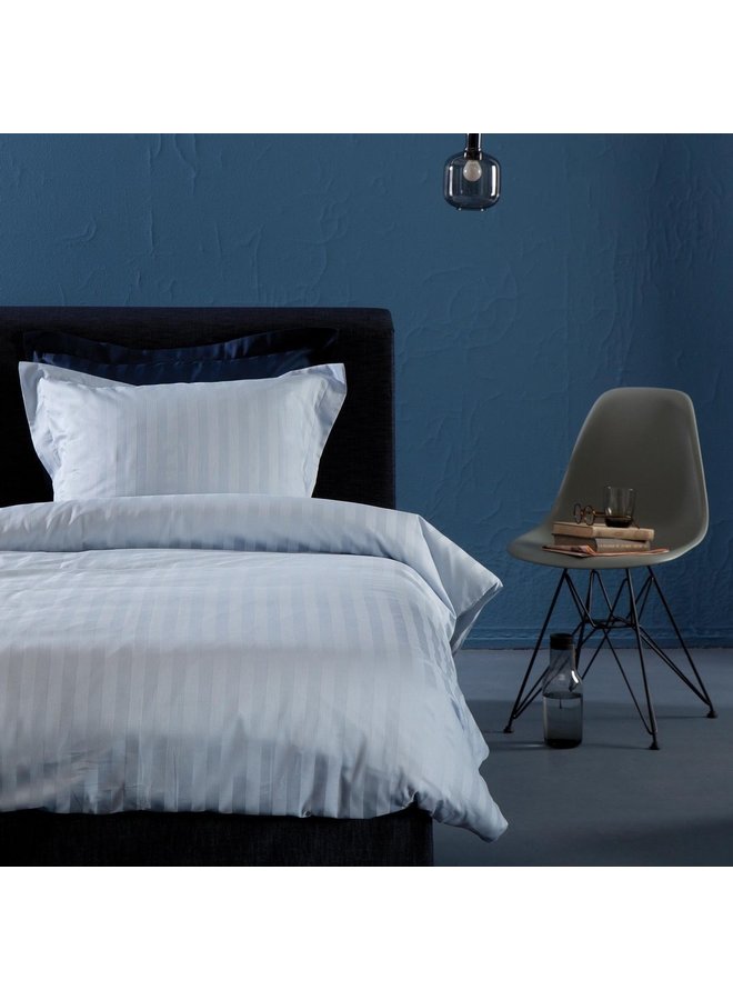 Damai Dekbedovertrek Linea Licht Blauw - Katoensatijn