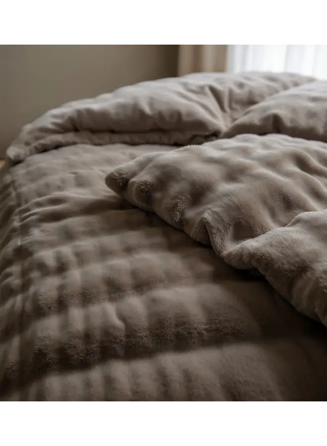 Sleeptime Dekbedovertrek Pompom Taupe - Flanel Fleece