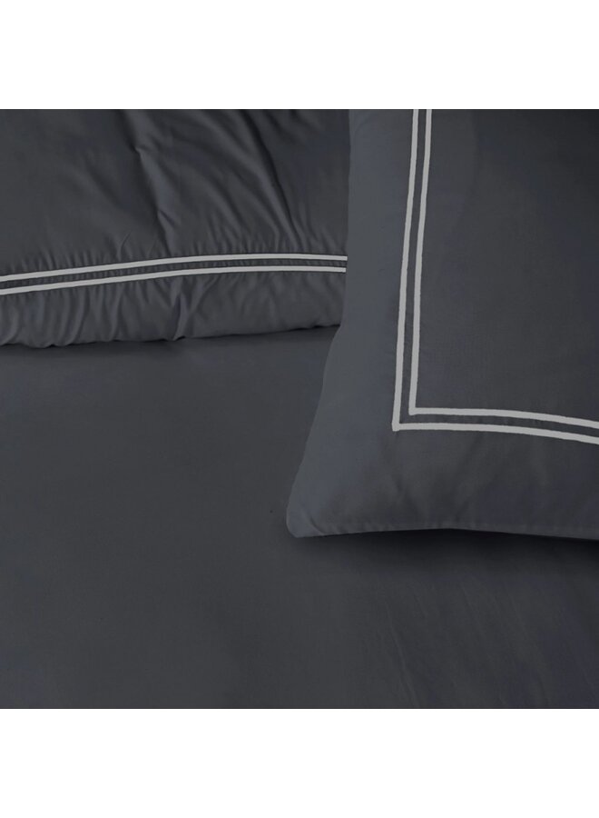 Sleeptime Dekbedovertrek Brata Zwart/Grijs - Microvezel