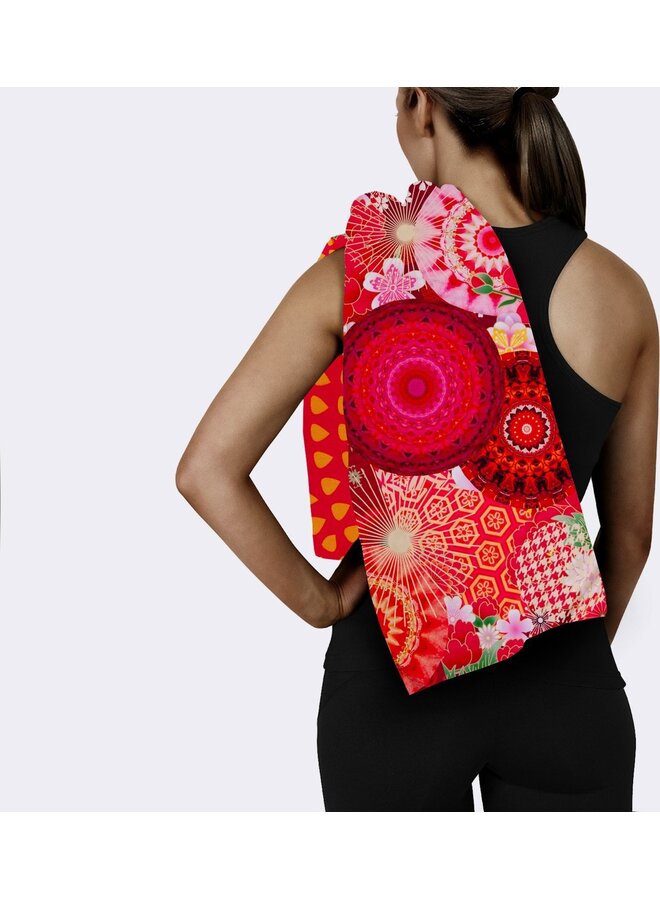 HIP Sporthanddoek Yuki Rood - Microvezel