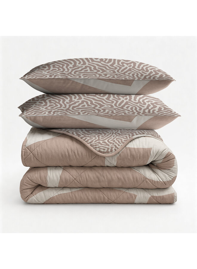 Sleeptime Lazy Dekbed Shapes Zand - Met Kussenslopen - Microvezel