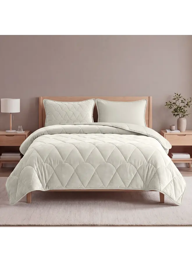 Sleeptime Lazy Dekbed Beige - Met Kussenslopen - Velvet