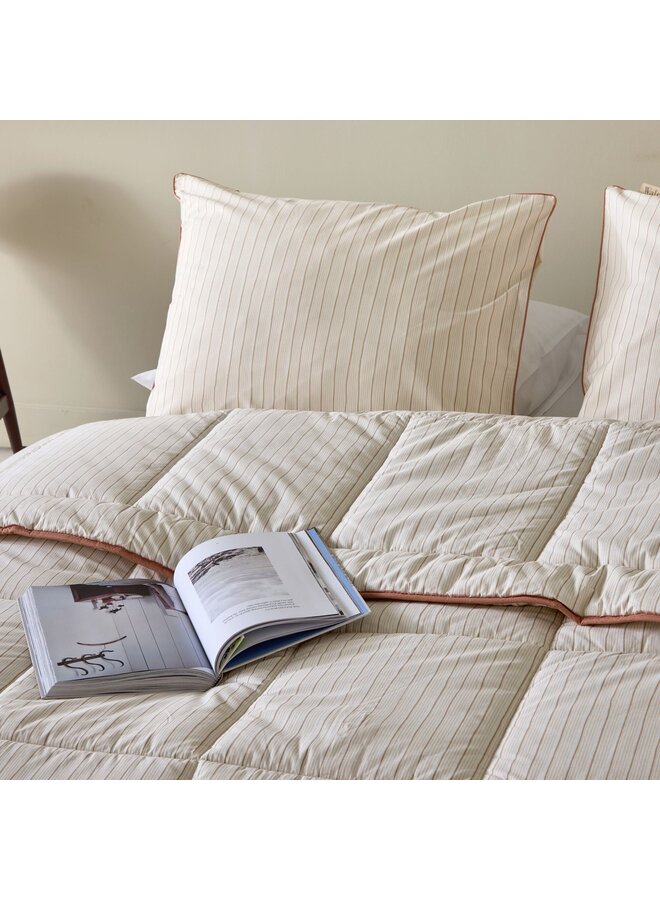 Walra Lay Dekbed Whimsy Lines Creme - Percaline Katoenen Tijk