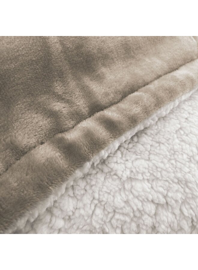 Byrklund Plaid Snowy Hug Taupe - Fleece