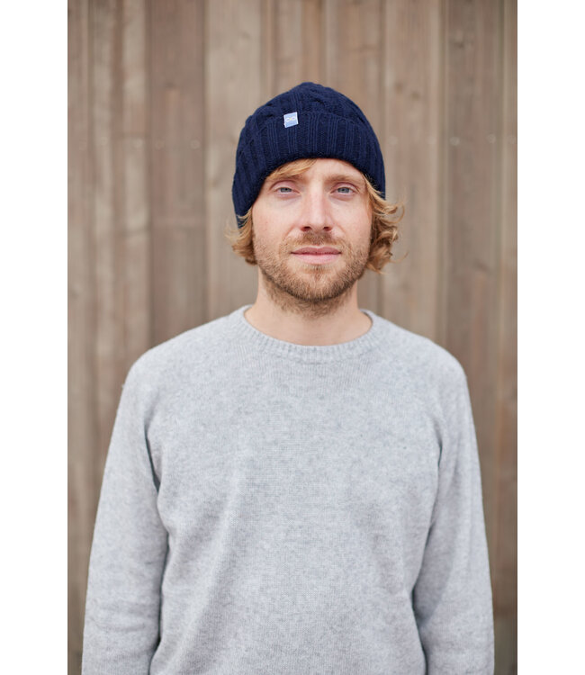 Cable Beanie - Navy
