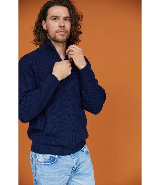 Essential Nautic Vest - Navy