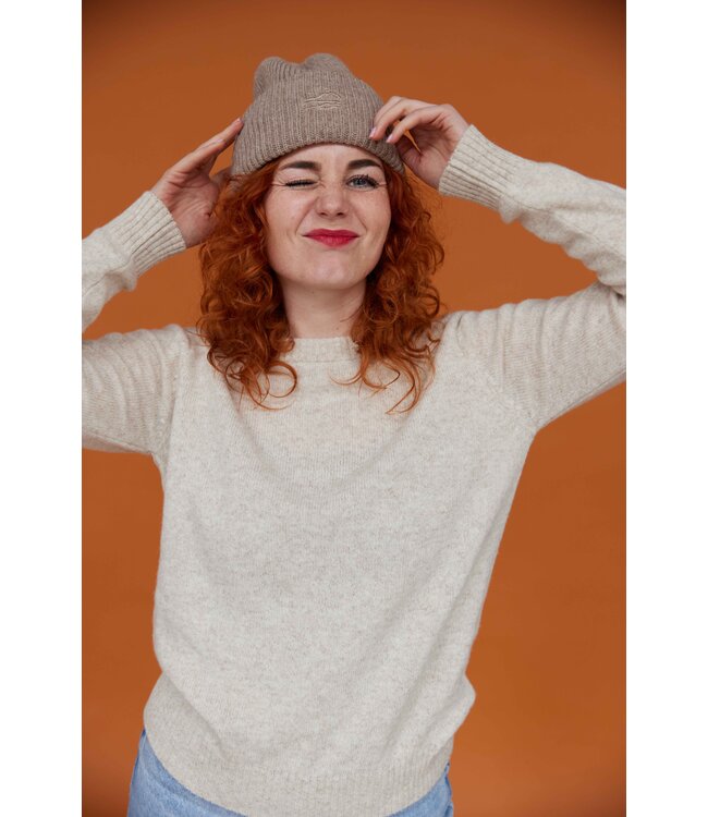 Essential Beanie - Mid Beige