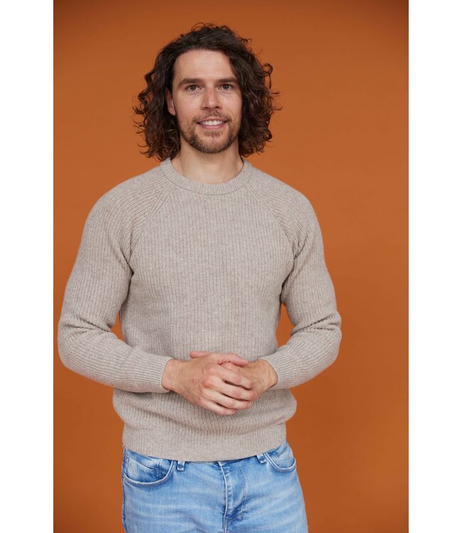 Essential Crewe Sweater - Beige