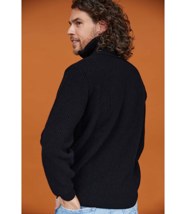 Essential Nautic Sweater - Black