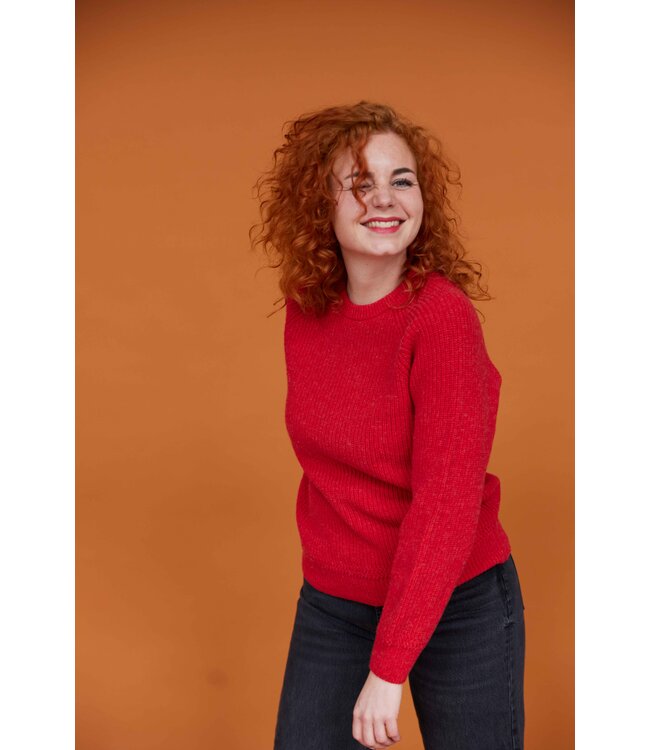Essential Crewe Sweater - Fiery Red