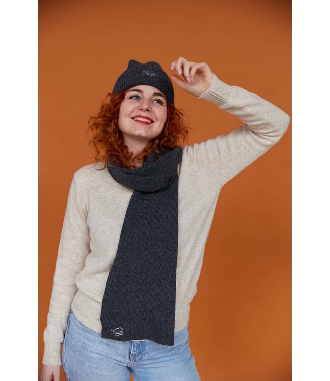 Essential Scarf - Anthracite