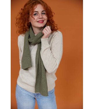Essential Scarf - Mid Green