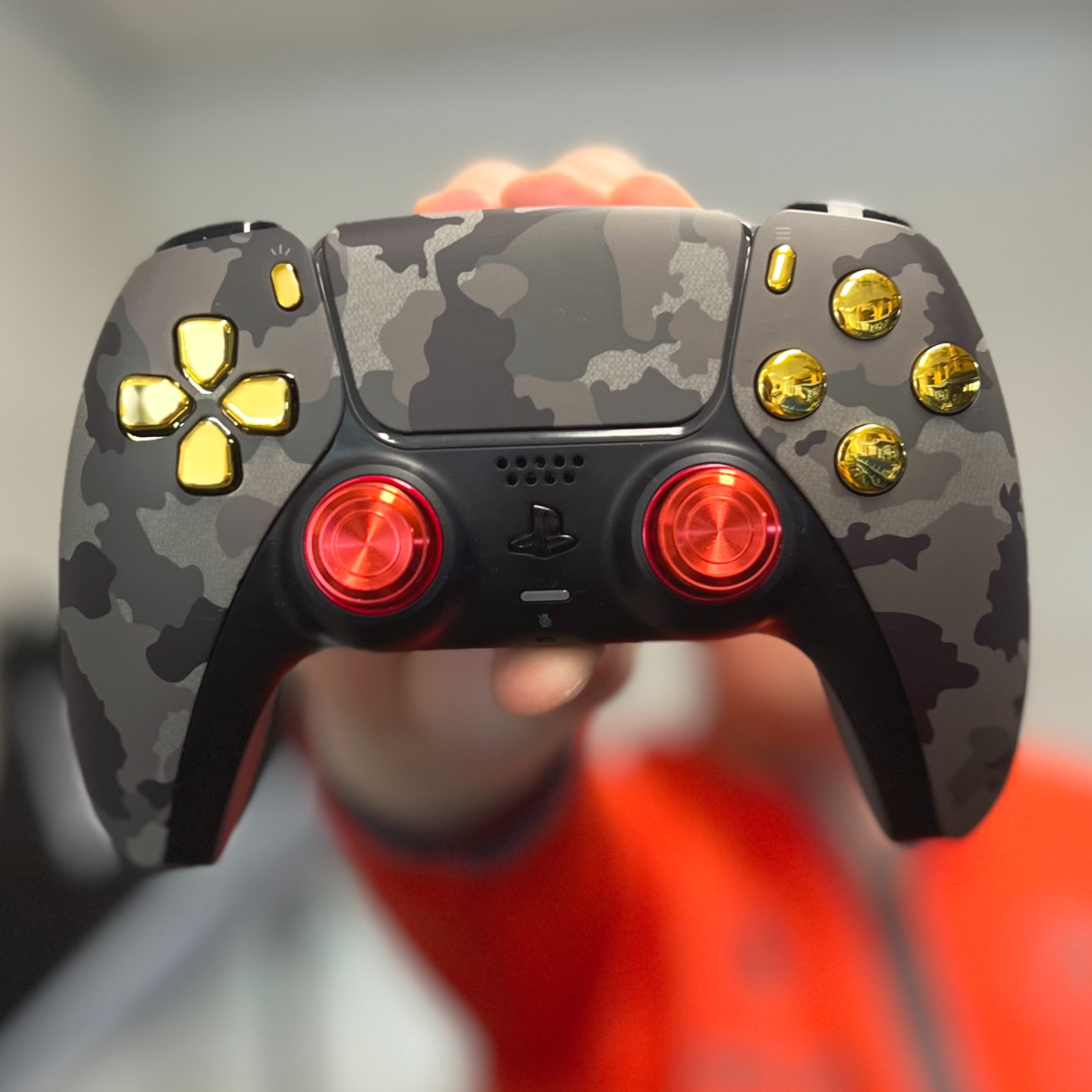 Consoleskins CS Controller PS5 - Limited Edition - Gold Army Custom