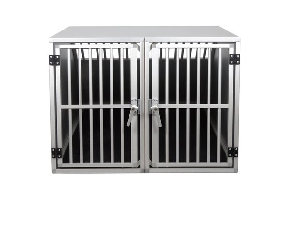 Maatwerk Aluminium Autobench Schuine 2-Vaks met matten en spijlen in de achterwand