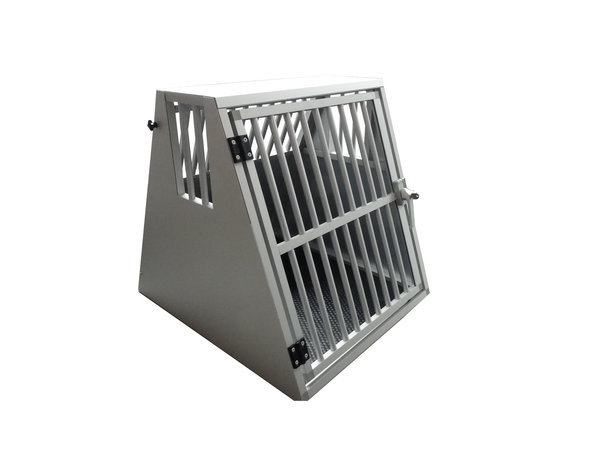 Maatwerk Aluminium Autobench Schuine 1-vaks met mat en spijlen in de achterwand