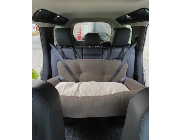 Animal Boulevard Achterbank mand voor honden Betty