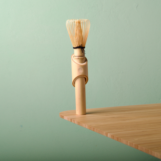 Fouet à Matcha en blanc bambou Chisai
