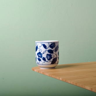 Matcha tea cup Ginkgo leaf