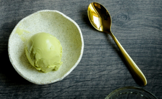 Vegan Matcha Roomijs
