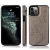iPhone 13 hoesje - Backcover - Pasjeshouder - Portemonnee - Bloemenprint - Kunstleer - Grijs