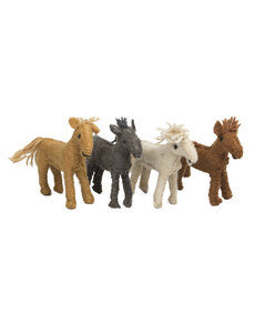Papoose Toys Barn Horses/4pc