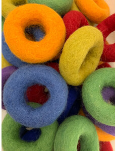 Papoose Toys Felt Stringing Doughnuts/49pc