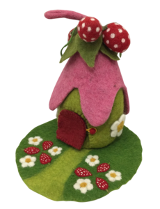 Papoose Toys Strawberry House + Mat