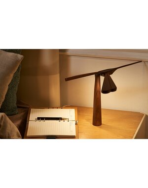 Gingko Dragonflight Balance lamp walnoot