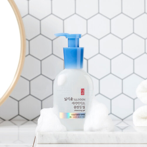 Illiyoon Ceramide Cleansing Gel Illiyoon Ceramide Cleansing Gel