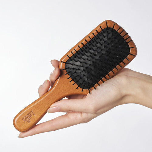 Lador Middle wooden paddle brush