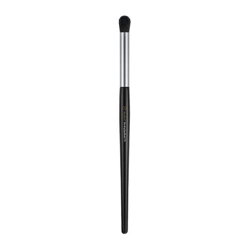 Studio 17 Blending Eye Brush Studio 17 Blending Eye Brush