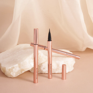 BLACK ROUGE Power Proof Pen Liner BLACK ROUGE Power Proof Pen Liner