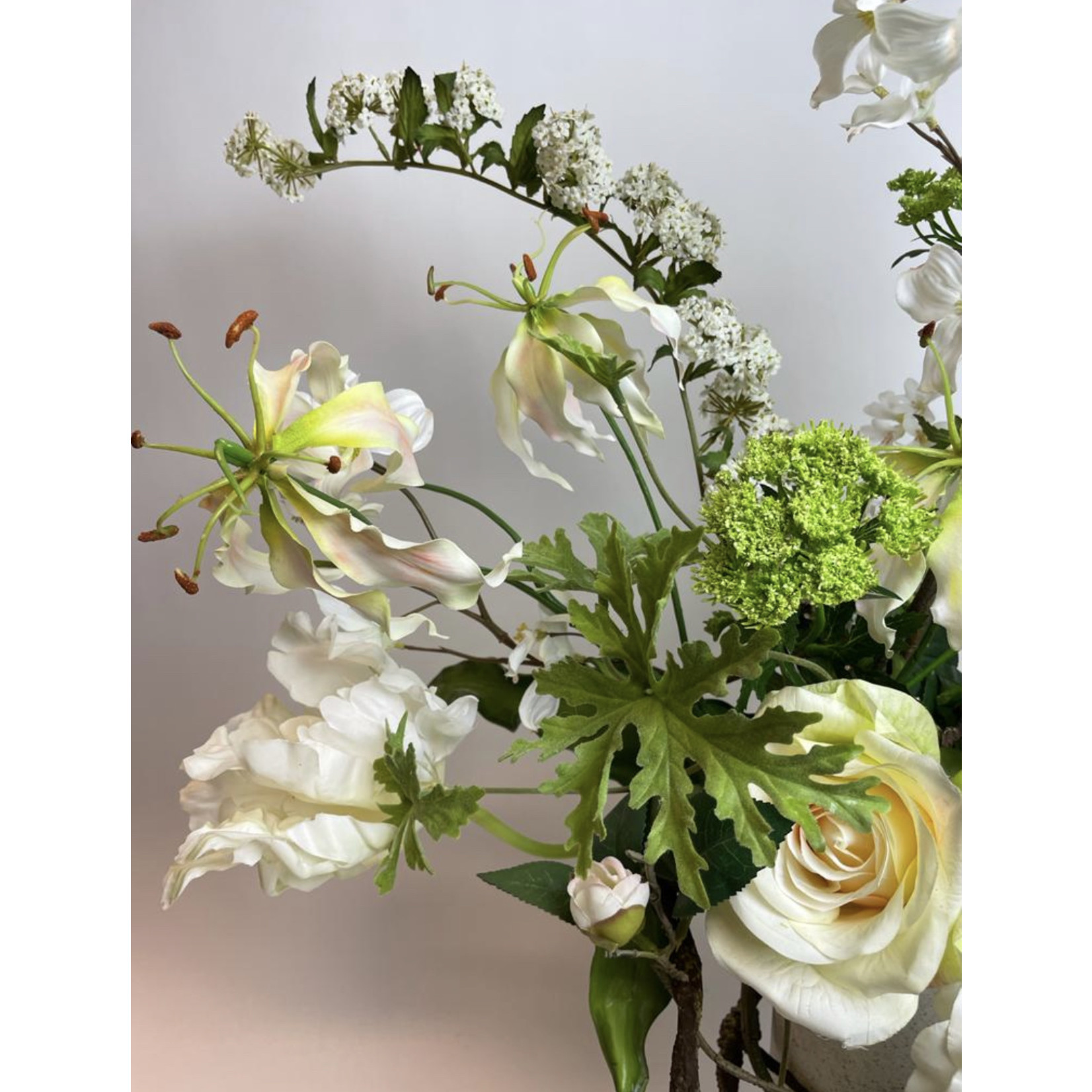 BOUQUET WHITE LIGHTNING | WHITE