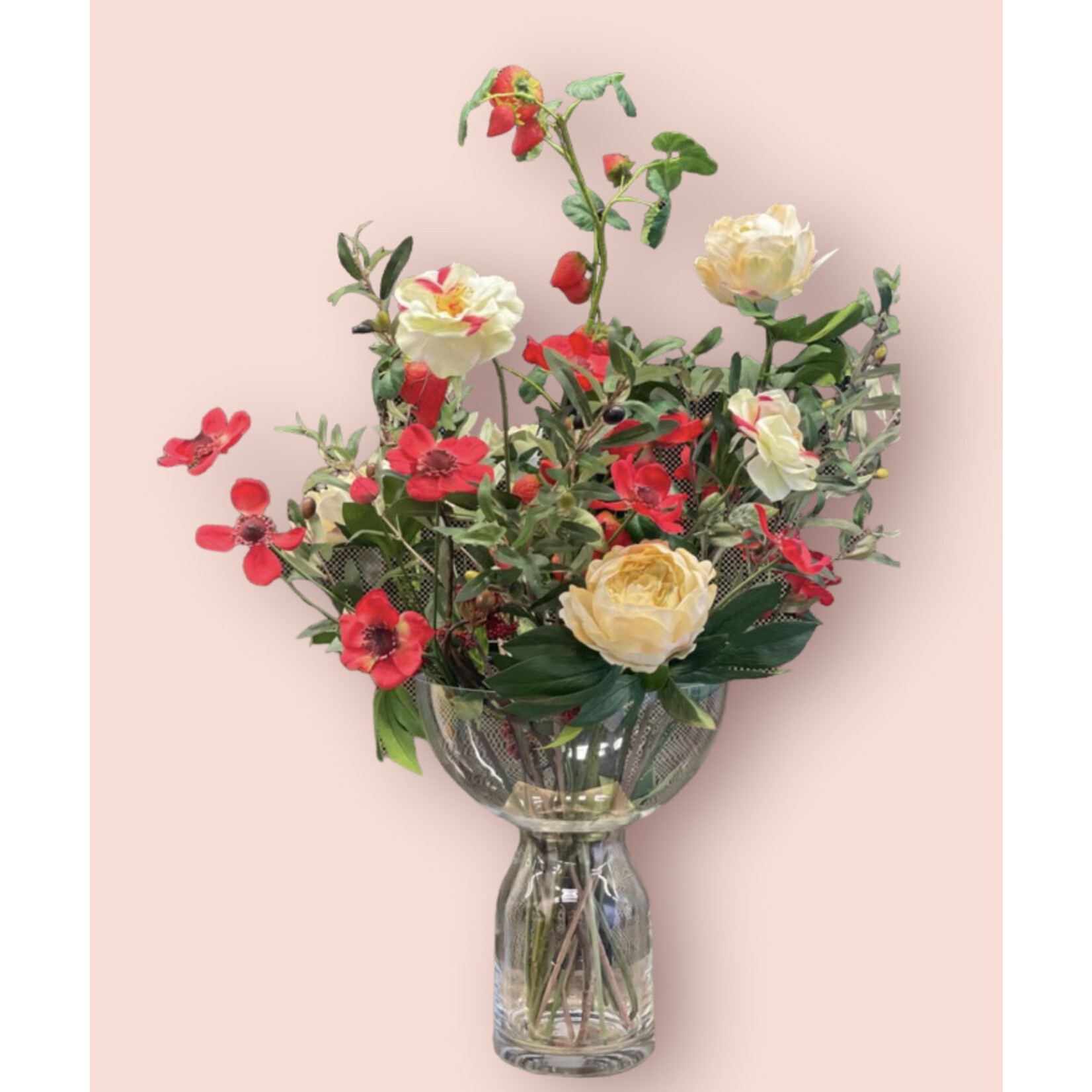 BOUQUET STRAWBERRY CREAM | RED WHITE