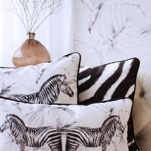 Velvet Zebra Kussenhoes | 45x45 cm | Velvet/Polyester