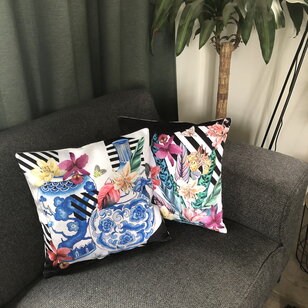 Velvet Graphic Flowers Kussenhoes | 45x45 cm | Velvet/Polyester