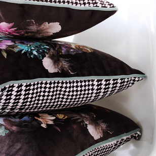 Velvet Pied - De - Poule Flower Kissenbezug | 30x50 cm | Polyester