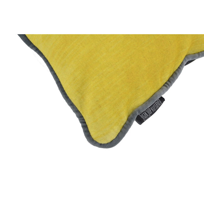 Velvet Manchas #4 | 30 x 50 cm | Kussenhoes | Polyester