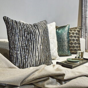 Sierkussen Silver Lines | 45 x 45 cm | Jacquard/Polyester