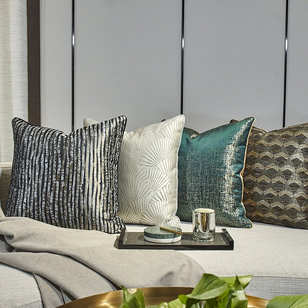 Sierkussen Silver Lines | 45 x 45 cm | Jacquard/Polyester