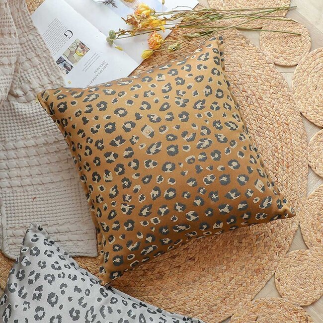 Jacquard Leopard Gold / Brown | 45 x 45 cm | Kussenhoes | Polyester
