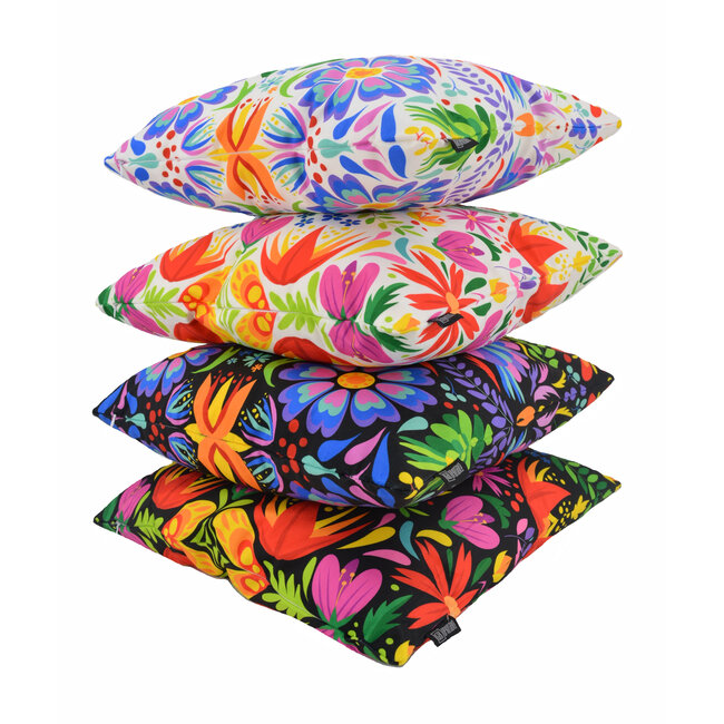Bold Tulip #4 | 45 x 45 cm | Kussenhoes | Katoen/Polyester