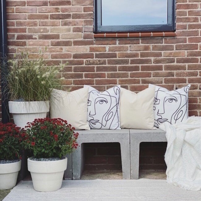 Abstract Face White - Outdoor Kissenbezug | 45x45 cm | Baumwolle