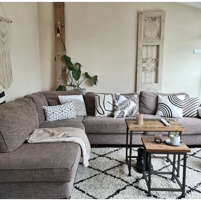 Sierkussen Black Shapes #3 | 45 x 45 cm | Katoen/Polyester