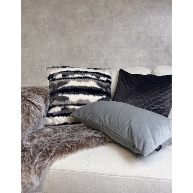 Mare Plush Zwart Kussenhoes | 45x45 cm | Polyester