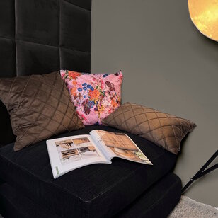 Velvet Cross Bruin Kussenhoes | 30x50 cm | Velvet/Polyester