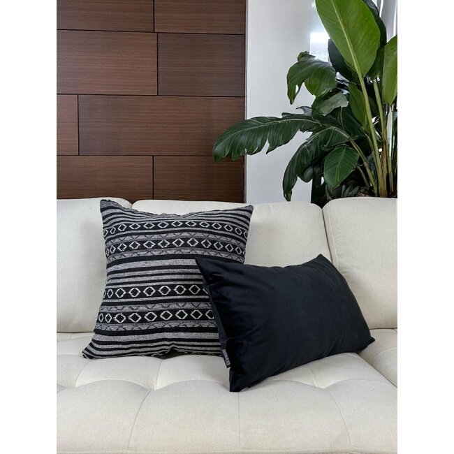 Velvet Schwarz Kissenbezug | 30x50 cm | Polyester